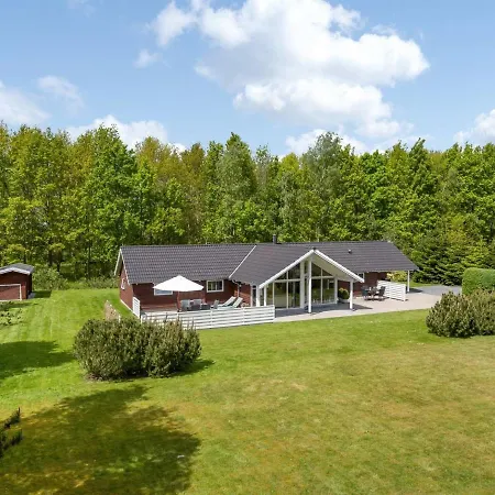 Σπίτι διακοπών Tialda - 1-3km From The Sea By Interhome Bøtø By