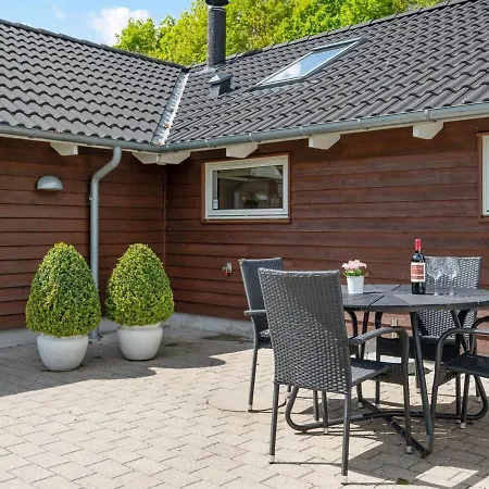 別荘 Tialda - 1-3km From The Sea In Lolland- Falster And Mon By Interhome *